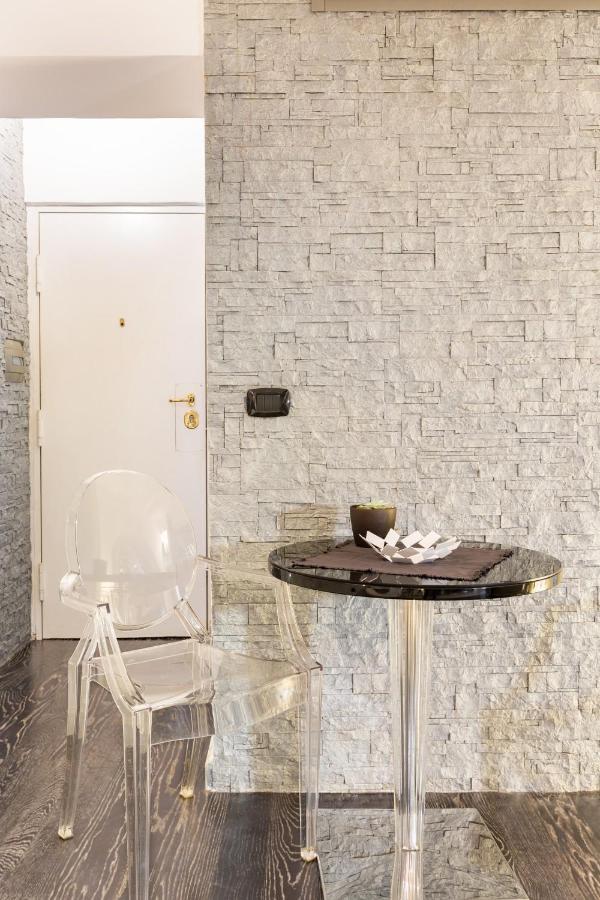 Art Inn Centro Naples Luaran gambar