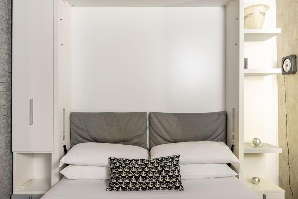 Art Inn Centro Naples Luaran gambar